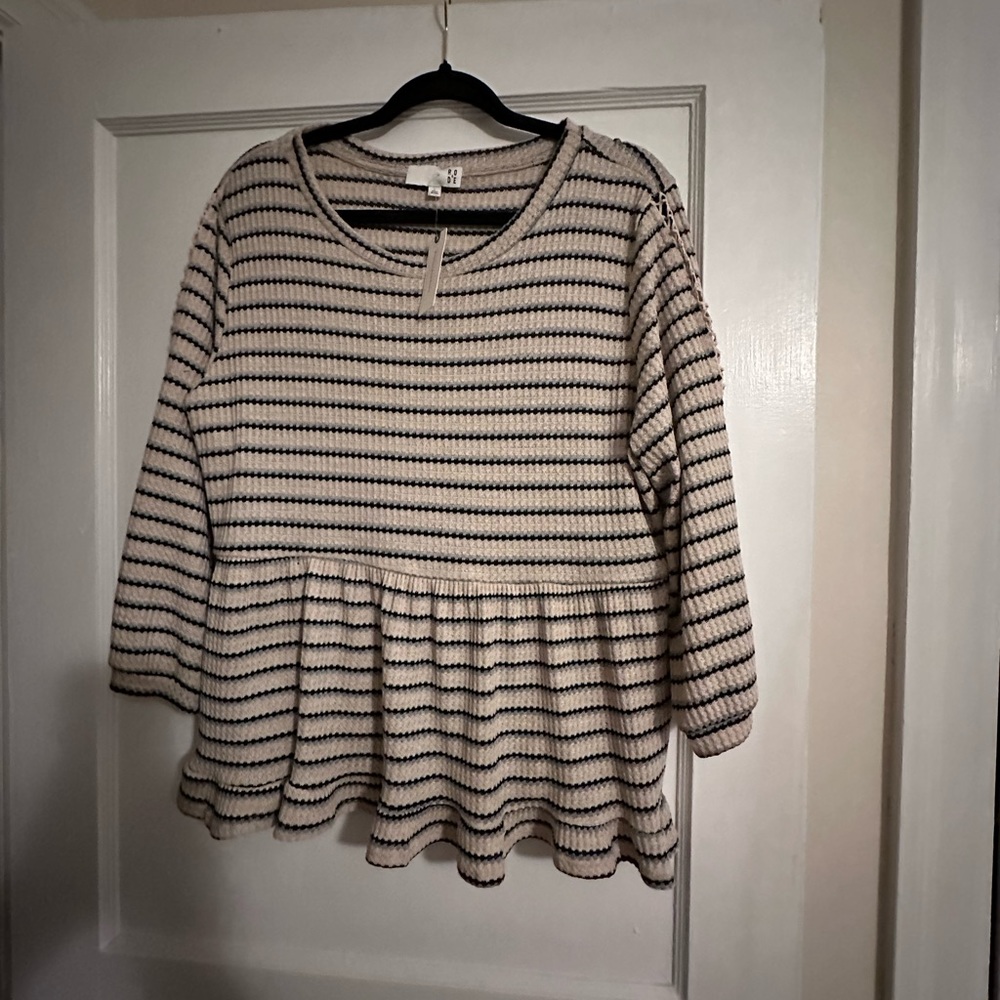 Adorable Anthropologie Peplum Top!